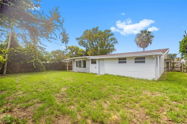 4711 BEACON HILL DRIVE, New Port Richey, FL 34652