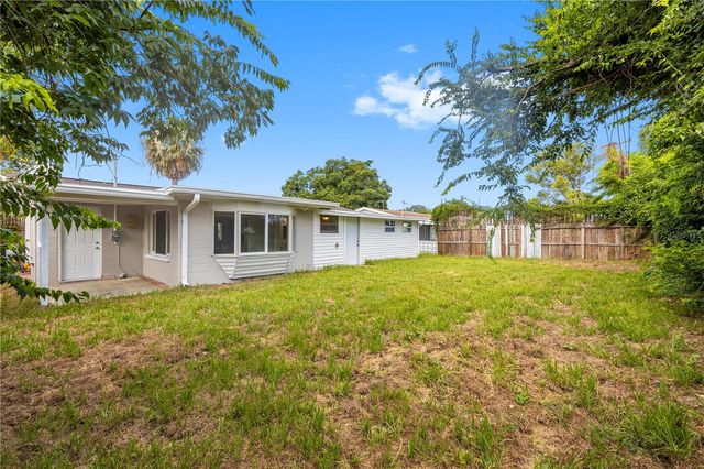 4711 BEACON HILL DRIVE, New Port Richey, FL 34652