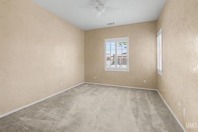 9803 Petersburg Place, Bakersfield, CA 93306