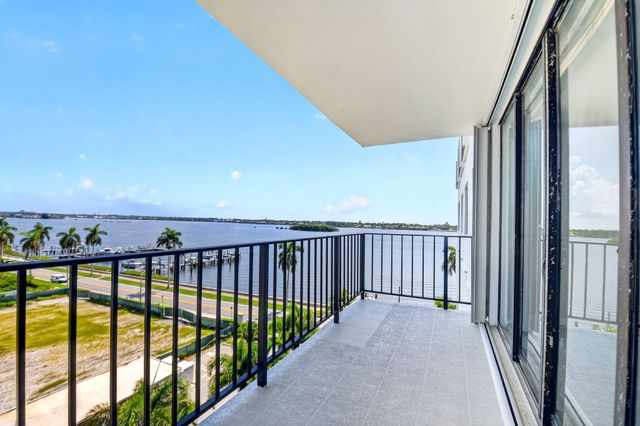 3800 WASHINGTON Road 708, West Palm Beach, FL 33405