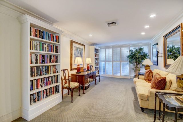 3800 WASHINGTON Road 708, West Palm Beach, FL 33405