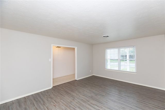 726 Meadowbrook Dr, Corpus Christi, TX 78412