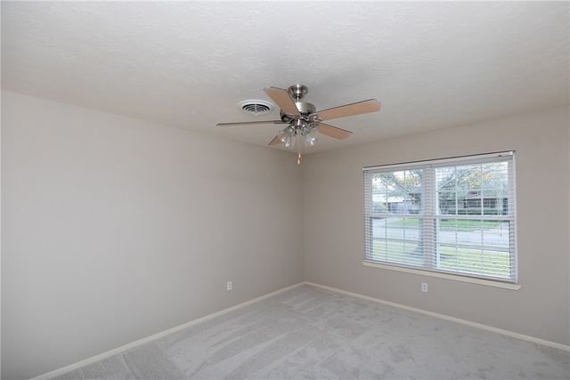 726 Meadowbrook Dr, Corpus Christi, TX 78412