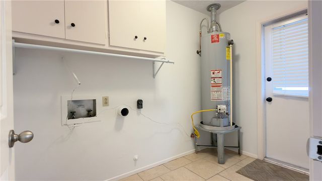 726 Meadowbrook Dr, Corpus Christi, TX 78412