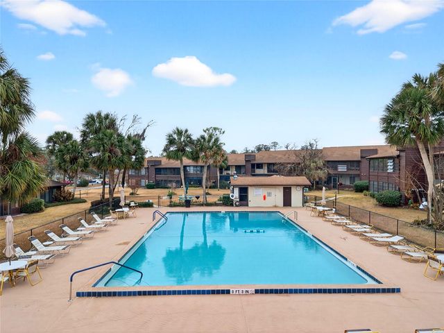 550 FAIRWAYS DRIVE A, Ocala, FL 34472