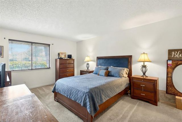 550 FAIRWAYS DRIVE A, Ocala, FL 34472