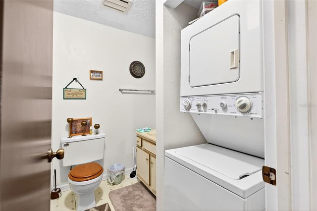 550 FAIRWAYS DRIVE A, Ocala, FL 34472