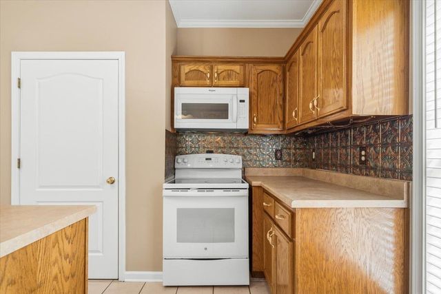 6872 WARD RD, Millington, TN 38053