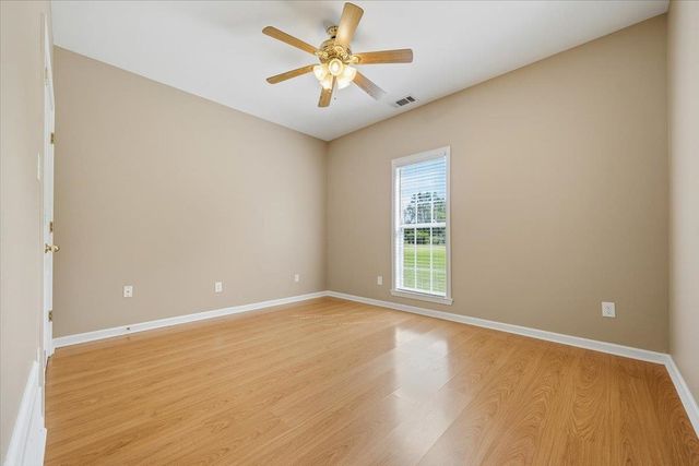 6872 WARD RD, Millington, TN 38053
