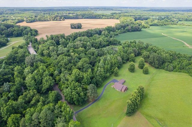 6872 WARD RD, Millington, TN 38053