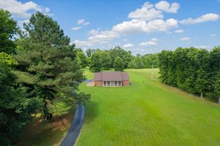 6872 WARD RD, Millington, TN 38053