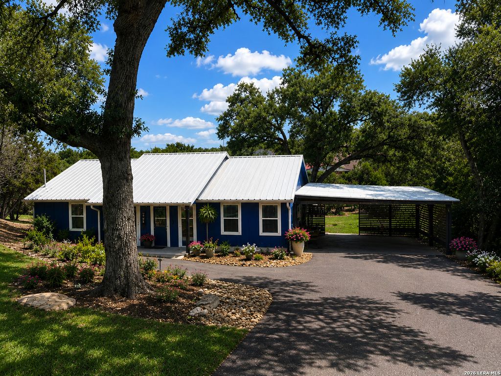 963 DEER RUN PASS, Canyon Lake, TX 78133