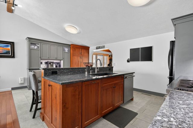 49 Birkdale Road, Bedford, NH 03110
