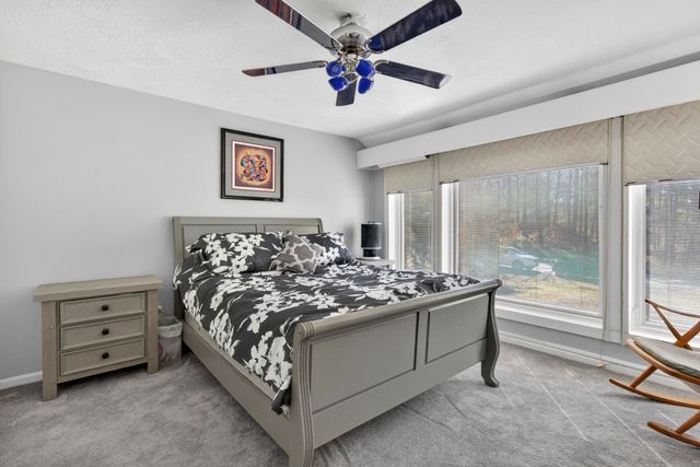 49 Birkdale Road, Bedford, NH 03110