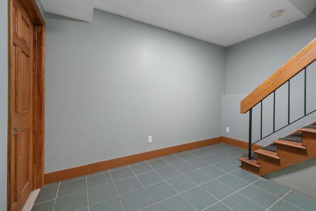49 Birkdale Road, Bedford, NH 03110