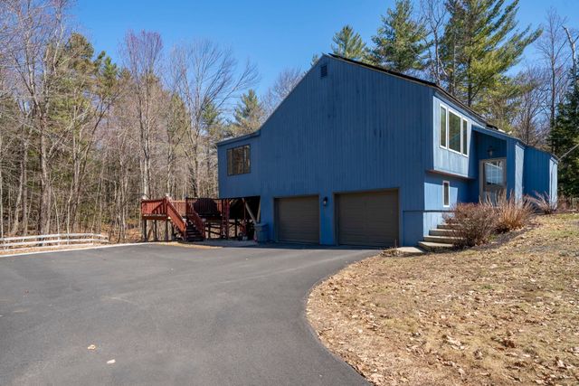 49 Birkdale Road, Bedford, NH 03110