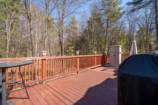 49 Birkdale Road, Bedford, NH 03110