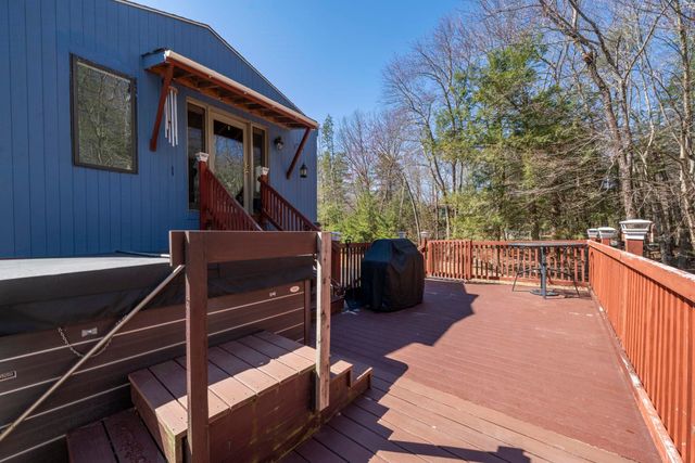 49 Birkdale Road, Bedford, NH 03110