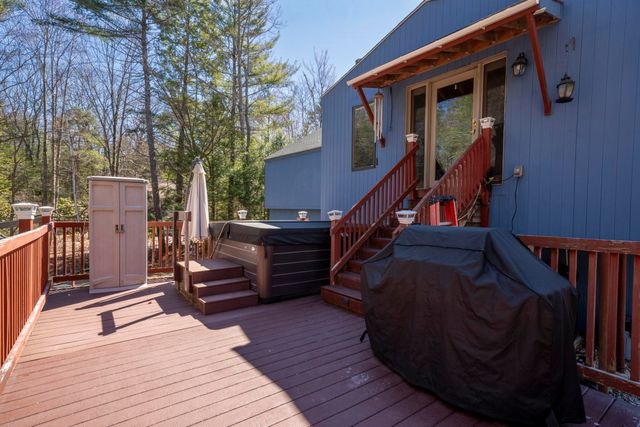 49 Birkdale Road, Bedford, NH 03110