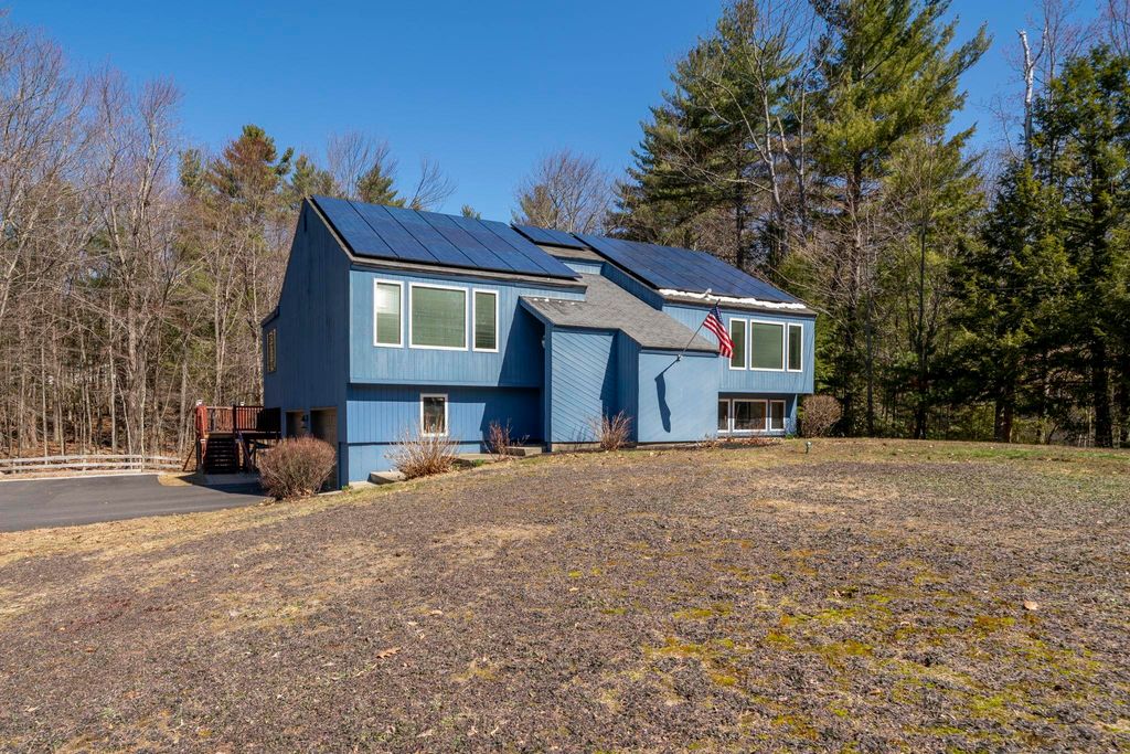 49 Birkdale Road, Bedford, NH 03110