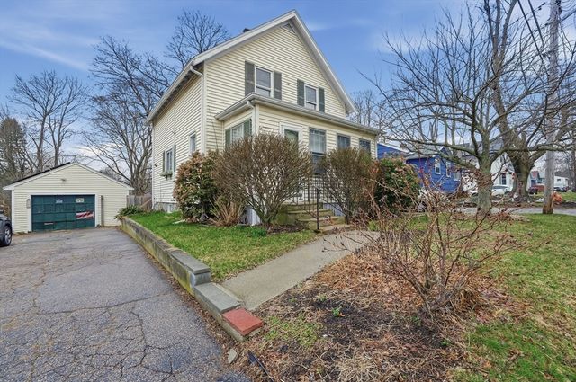 48 Sherman St, Brockton, MA 02302