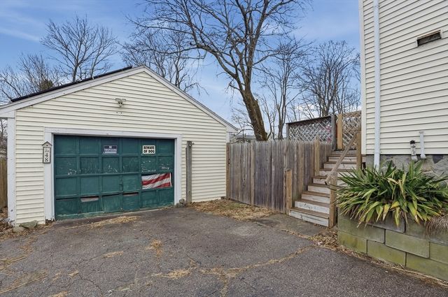 48 Sherman St, Brockton, MA 02302