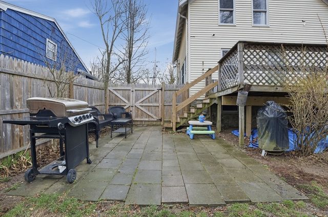 48 Sherman St, Brockton, MA 02302