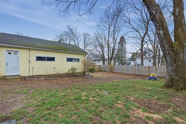 48 Sherman St, Brockton, MA 02302