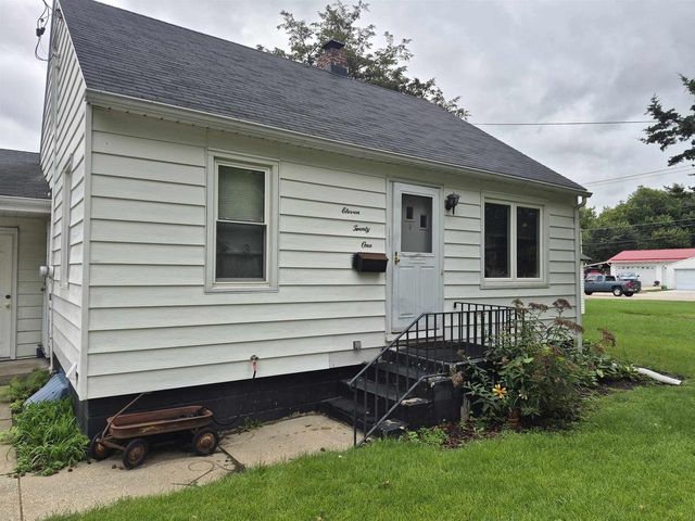 1121 Putnam Avenue, Janesville, WI 53546
