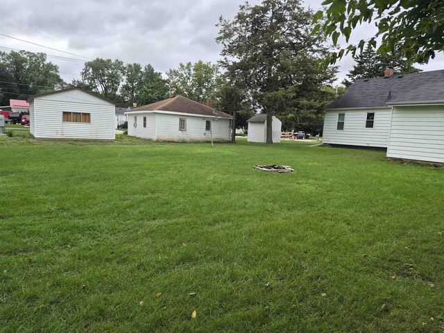 1121 Putnam Avenue, Janesville, WI 53546