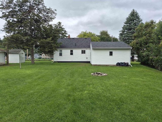 1121 Putnam Avenue, Janesville, WI 53546