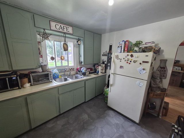 1121 Putnam Avenue, Janesville, WI 53546