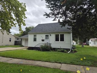 1121 Putnam Avenue, Janesville, WI 53546