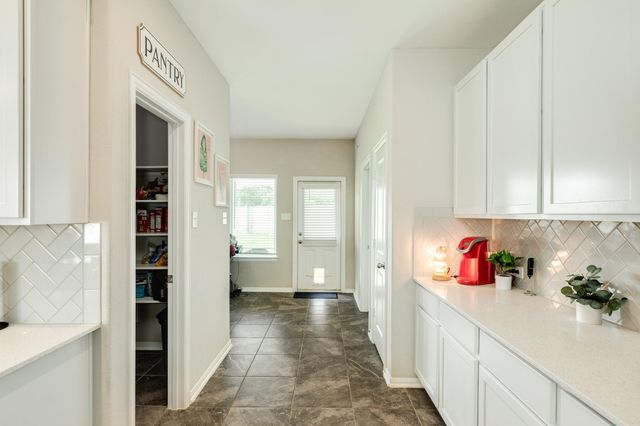 2446 Palisade Crest Drive, Rosharon, TX 77583