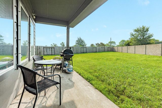 2446 Palisade Crest Drive, Rosharon, TX 77583