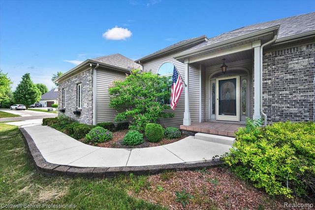 604 Carriage Way, Davison, MI 48423