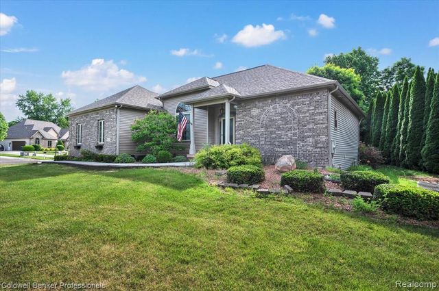 604 Carriage Way, Davison, MI 48423