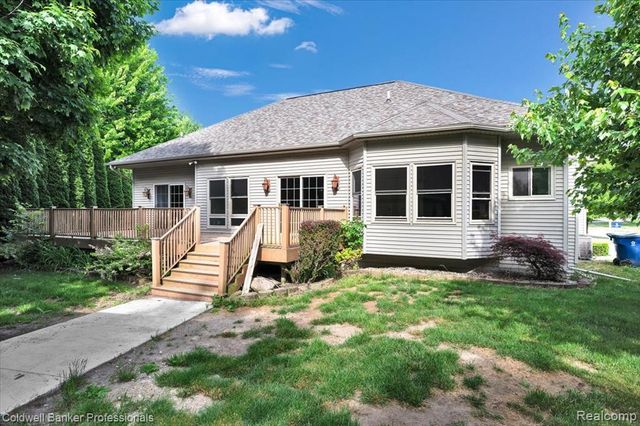 604 Carriage Way, Davison, MI 48423