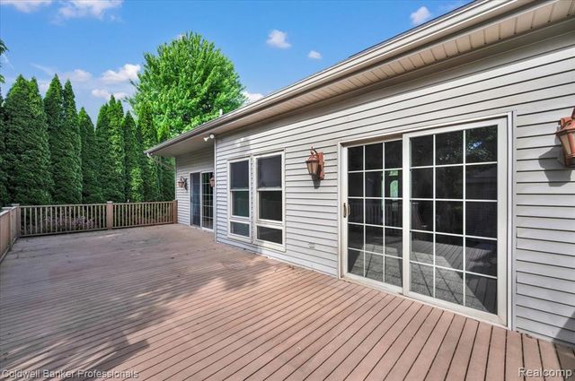 604 Carriage Way, Davison, MI 48423
