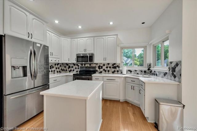 604 Carriage Way, Davison, MI 48423