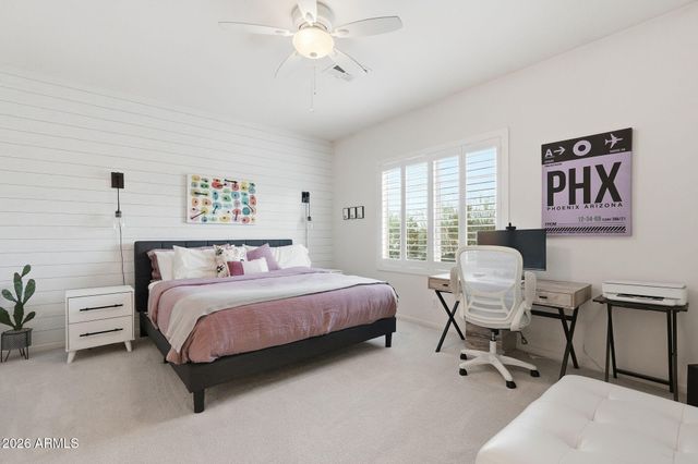 900 S CANAL Drive 211, Chandler, AZ 85225