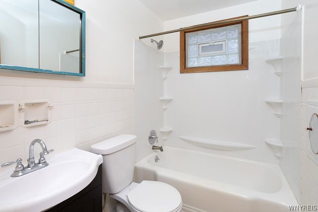 47 Hedwig Avenue, Cheektowaga, NY 14211