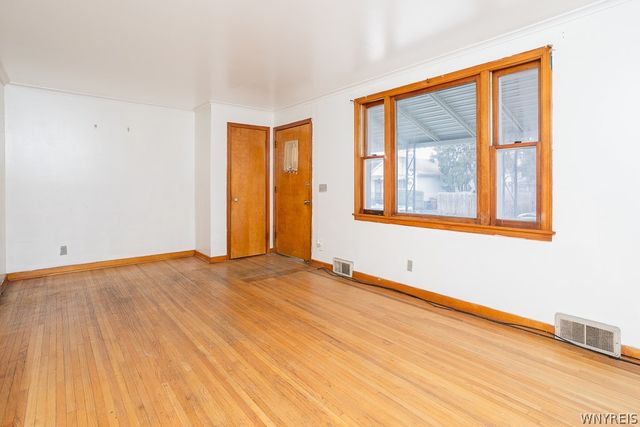 47 Hedwig Avenue, Cheektowaga, NY 14211