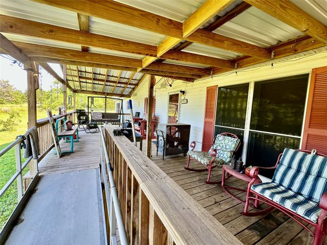211 Vz County Road 3532, Wills Point, TX 75169