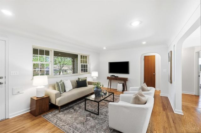 3004 Epworth Court, Cincinnati, OH 45238