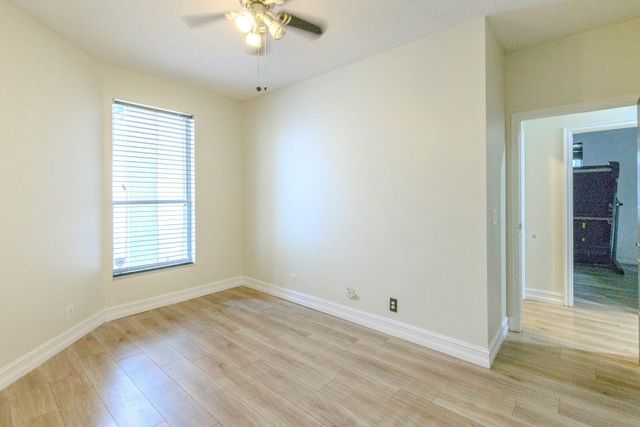 4082 Trenton Avenue, Cooper City, FL 33026