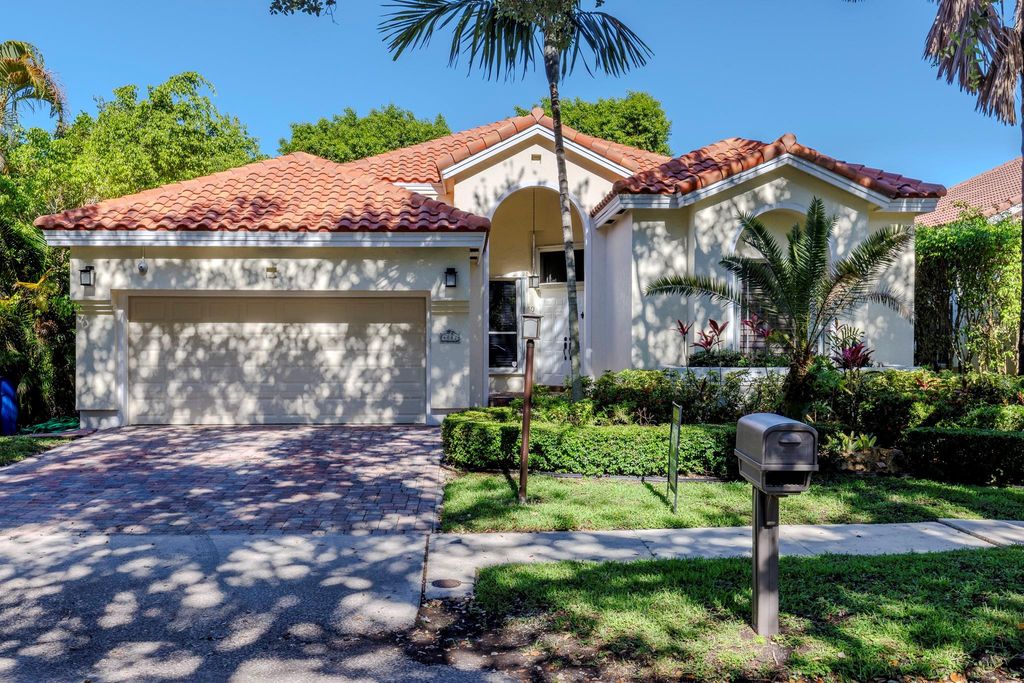 4082 Trenton Avenue, Cooper City, FL 33026