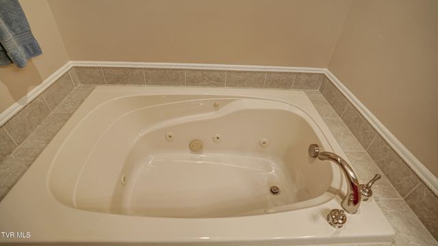 4132 Old Jonesboro Road, Bristol, TN 37620