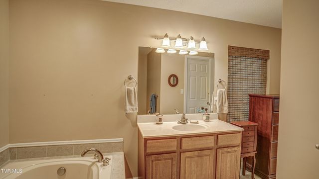 4132 Old Jonesboro Road, Bristol, TN 37620