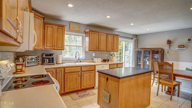 4132 Old Jonesboro Road, Bristol, TN 37620